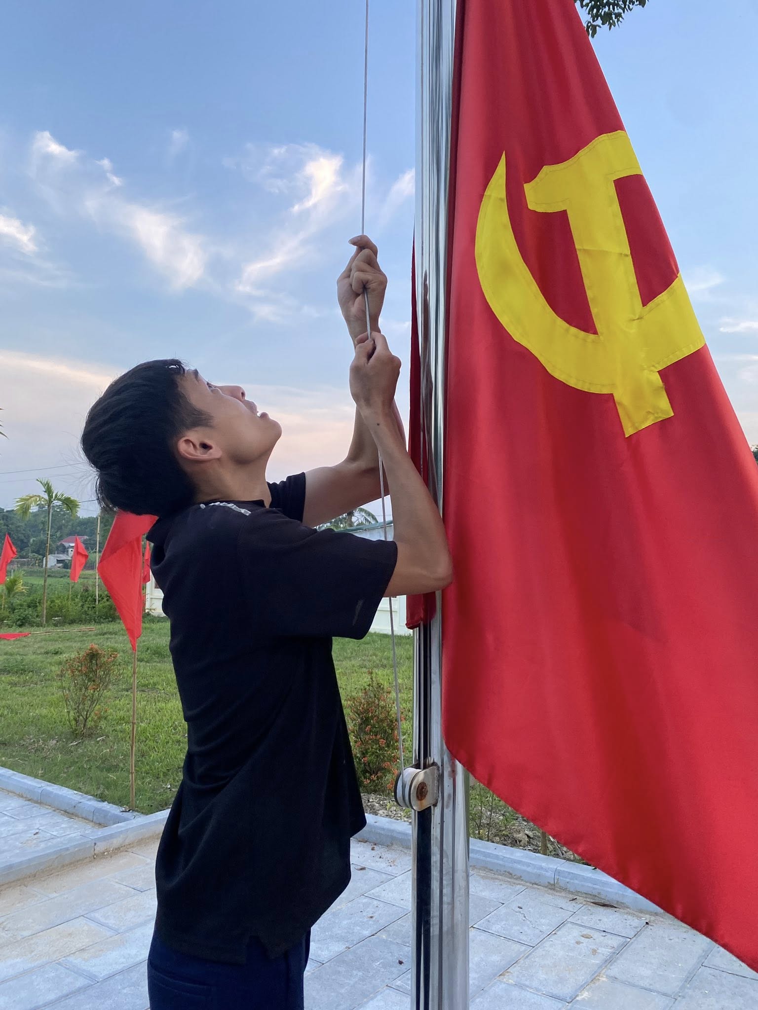 Anh-tin-bai